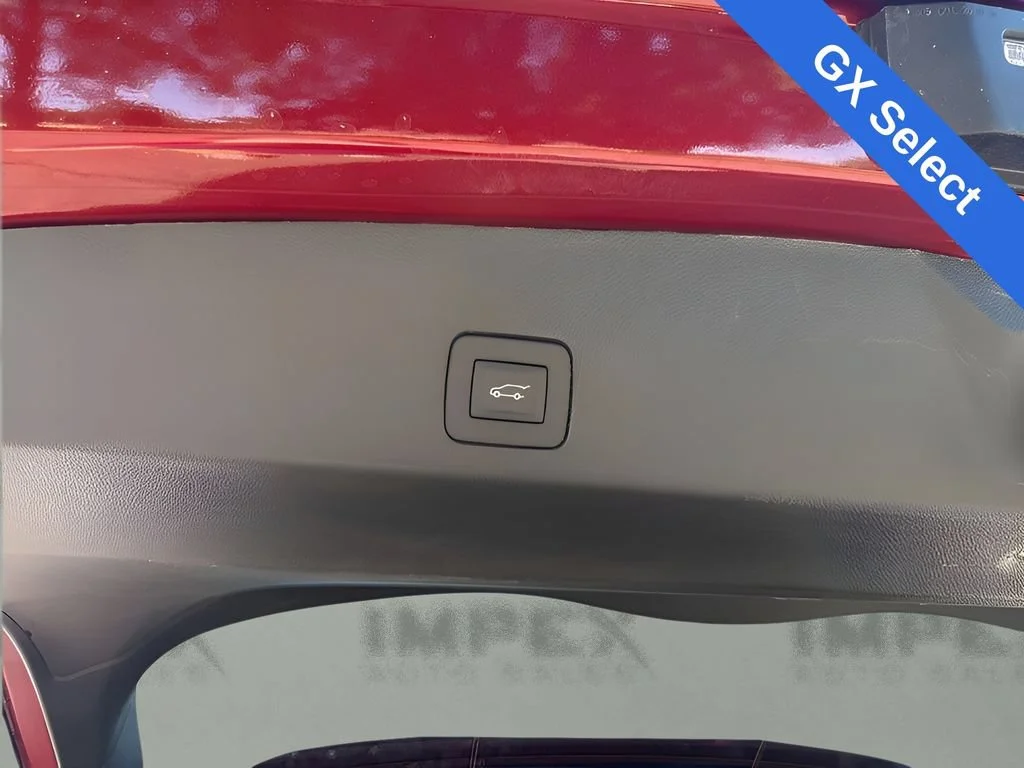 Used 2023 Cinnabar Metallic Buick Select image 28