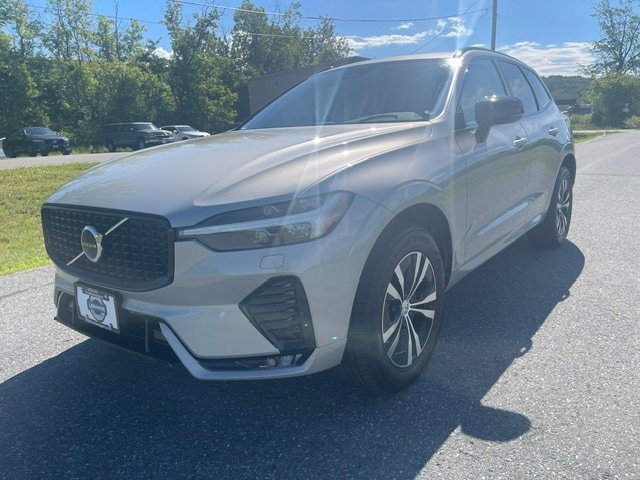 Used 2024 Silver Volvo Core Dark Theme image 1