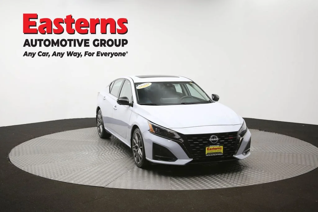 Used 2023 Gray Nissan 2.0 SR image 52