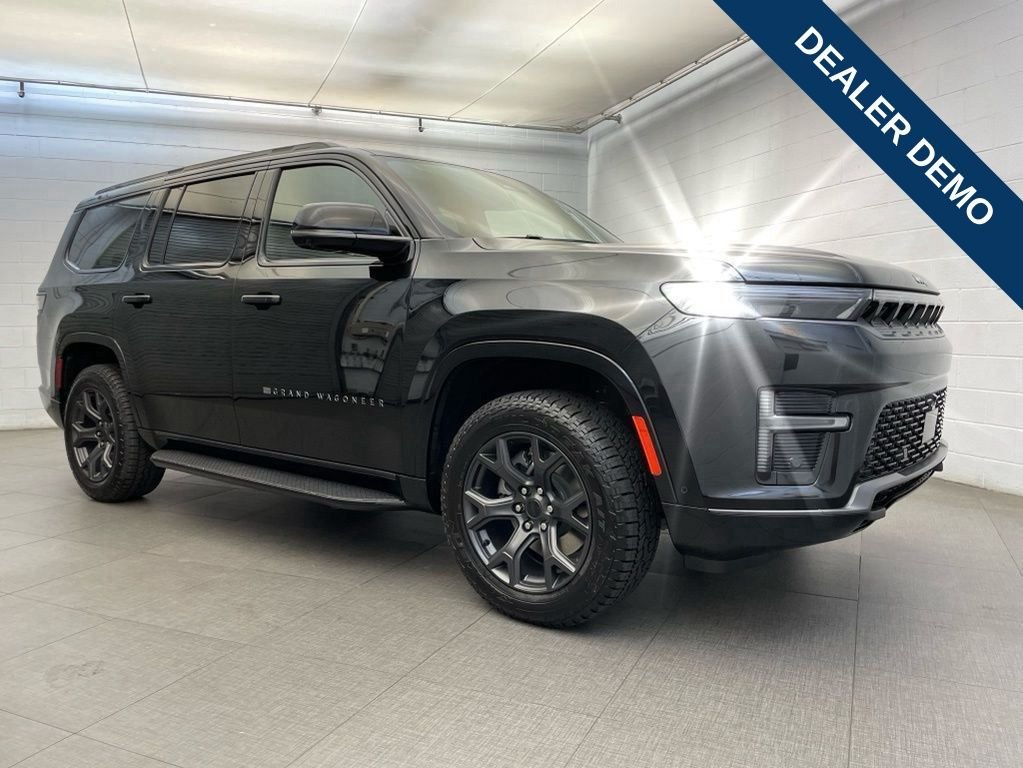 New 2026 High Gloss Black Exterior Paint Jeep Upland image 1