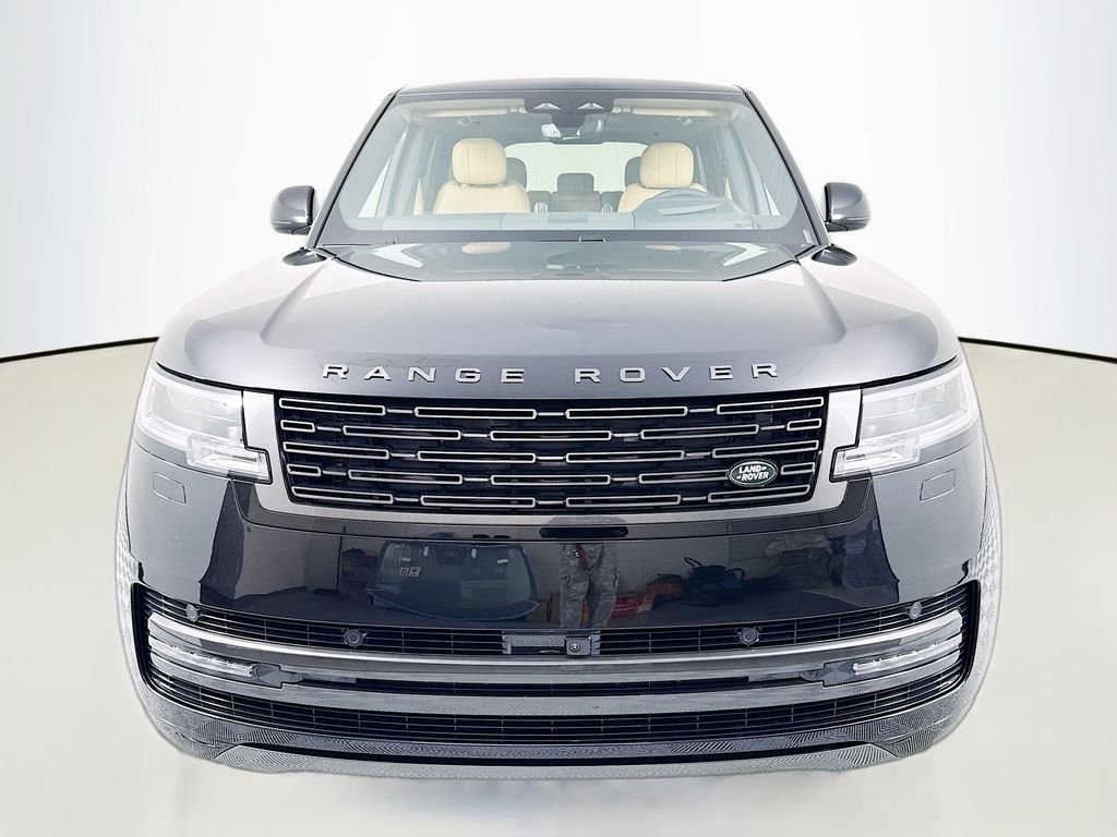New 2026 Santorini Black Land Rover SE image 6
