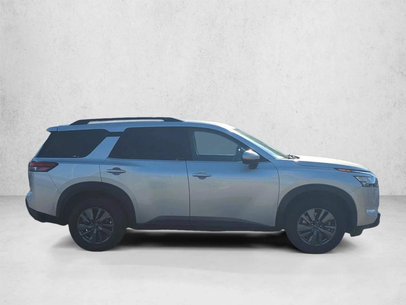 Used 2024 Brilliant Silver Metallic Nissan SV image 4