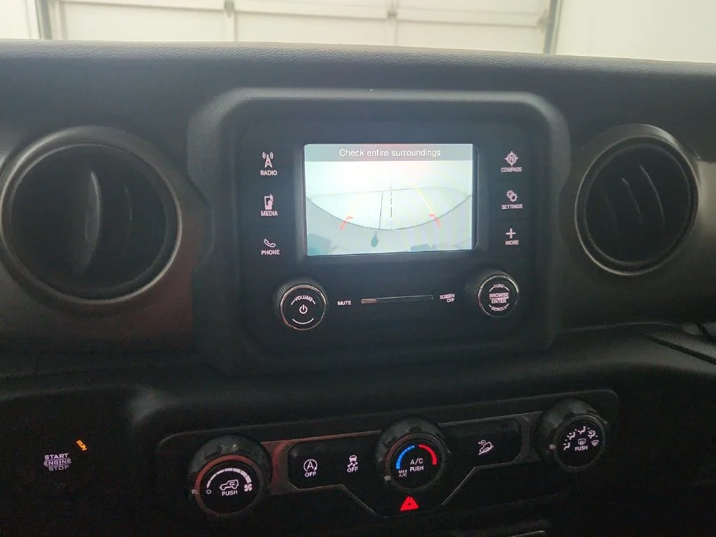 Certified Used 2018 White Jeep Unlimited Sport image 27