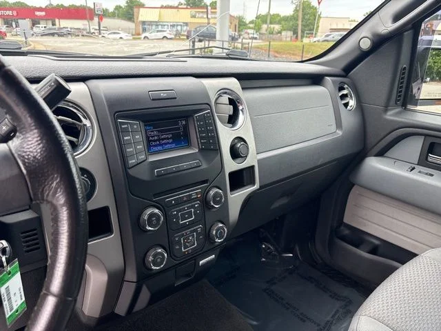Used 2013 White Ford XLT image 18