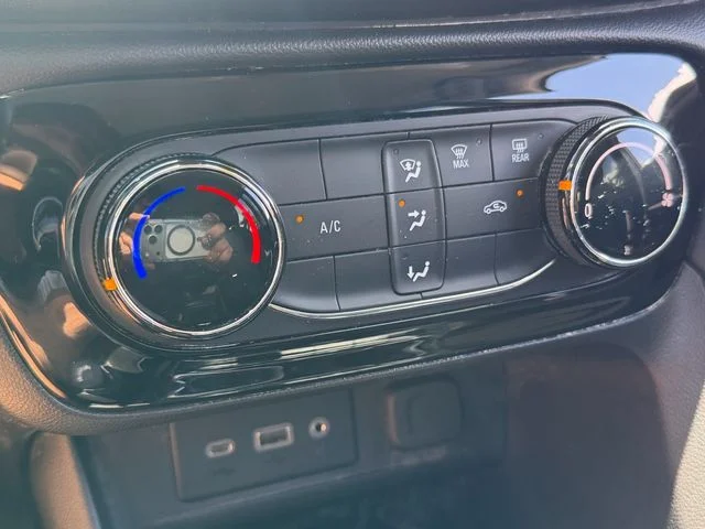 Used 2020 Gray Buick Preferred image 25
