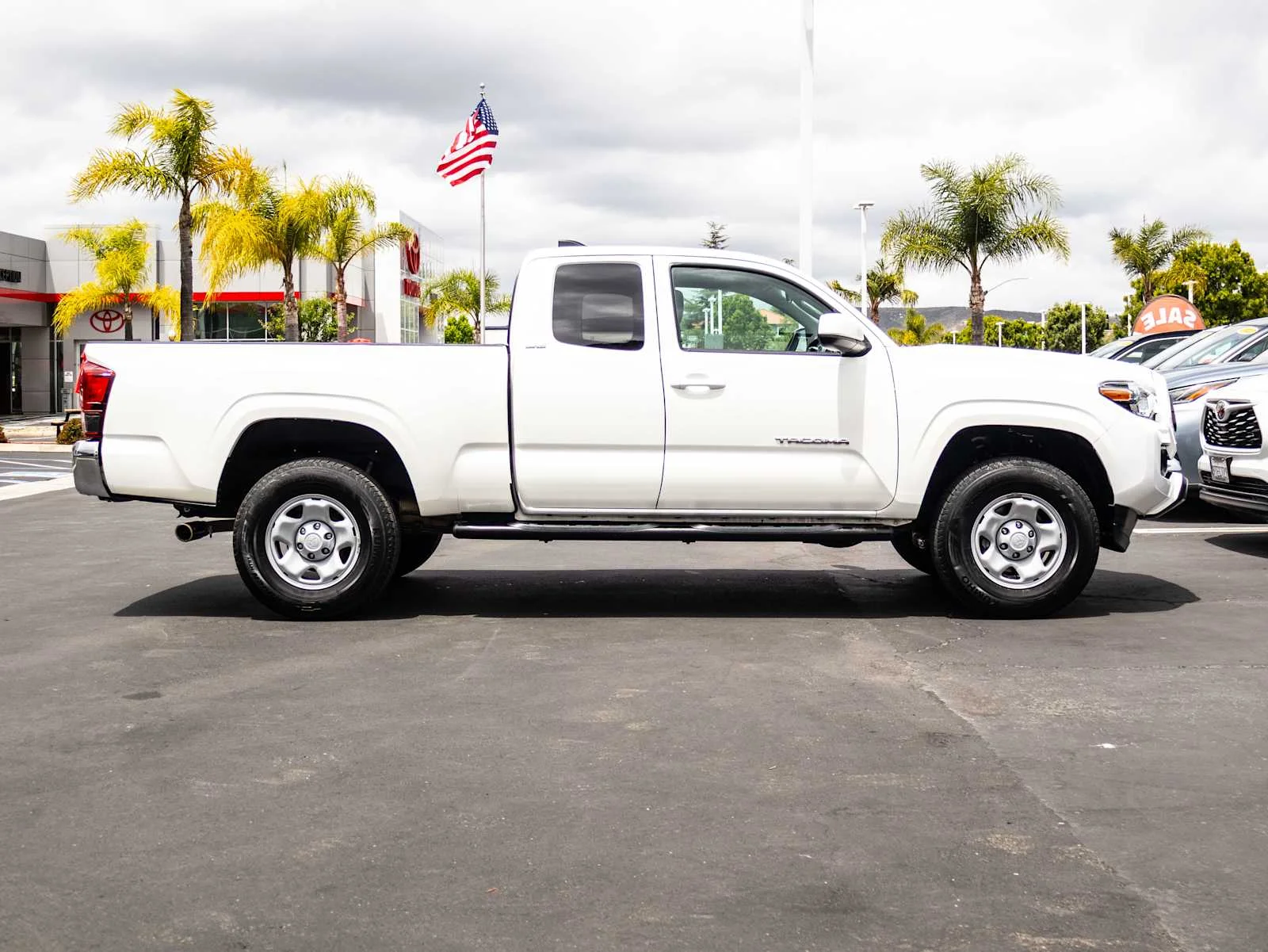 Certified Used 2021 Super White Toyota SR5 image 13