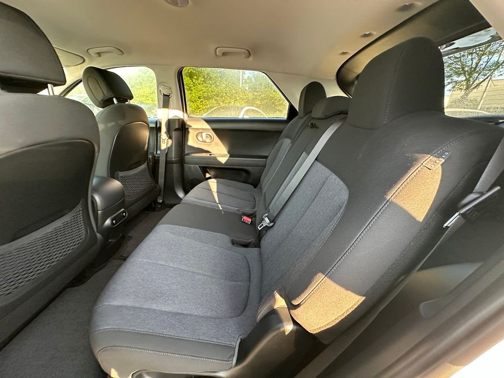 2025 Hyundai IONIQ 5 SE - Photo 12