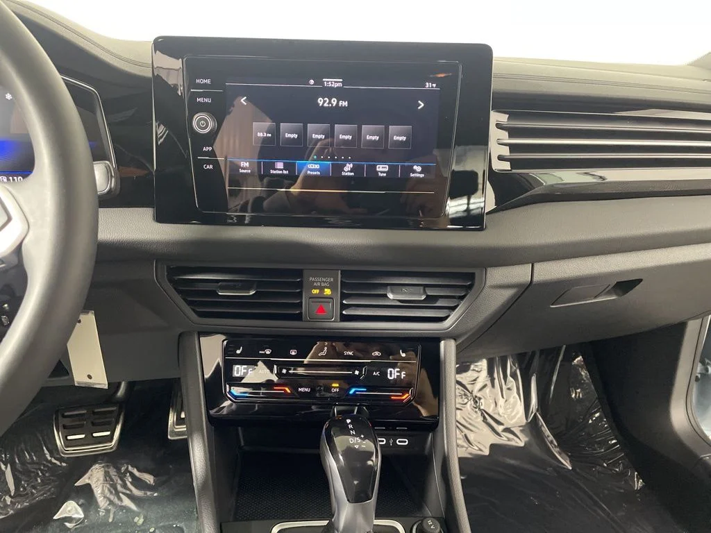 2026 Volkswagen Jetta Sport - Photo 15