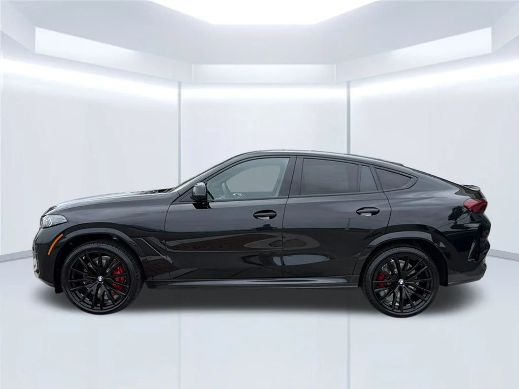 New 2027 Black Sapphire Metallic BMW M60i image 3