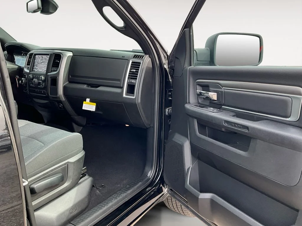 2024 RAM Ram 1500 Classic Warlock - Photo 9