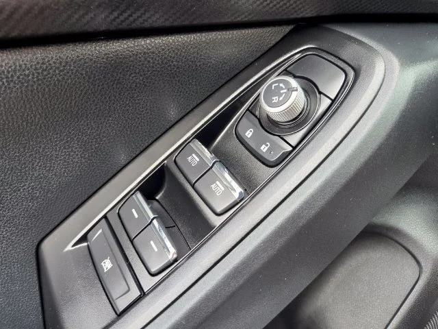 Used 2024 Ice Silver Metallic Subaru Limited image 36