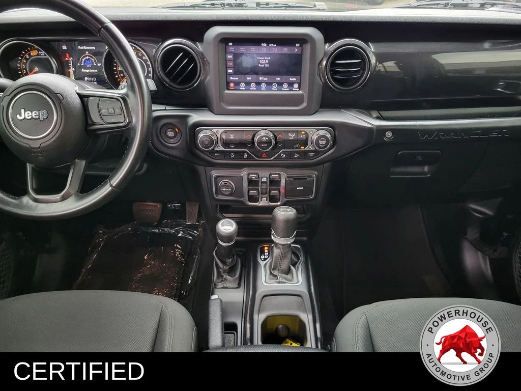 Used 2020 Black Jeep Unlimited Sport Altitude image 19