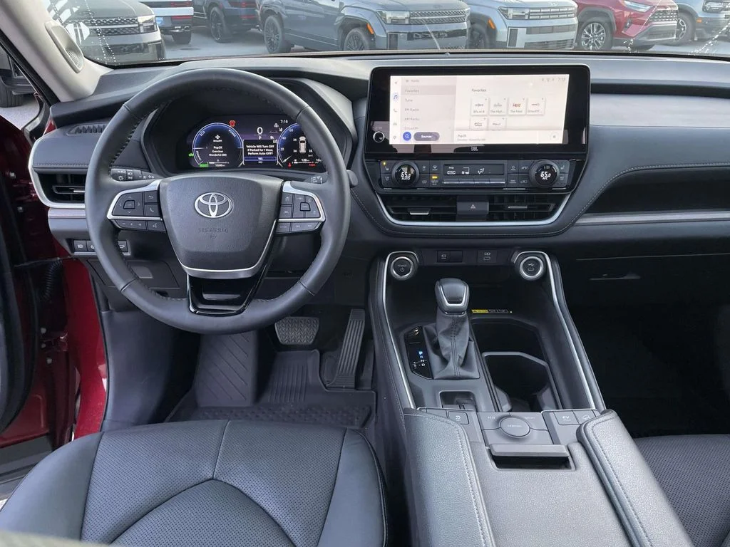 Used 2025 Ruby Flare Pearl Toyota Hybrid Limited image 4