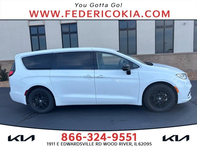 2024 Chrysler Pacifica Touring L FWD