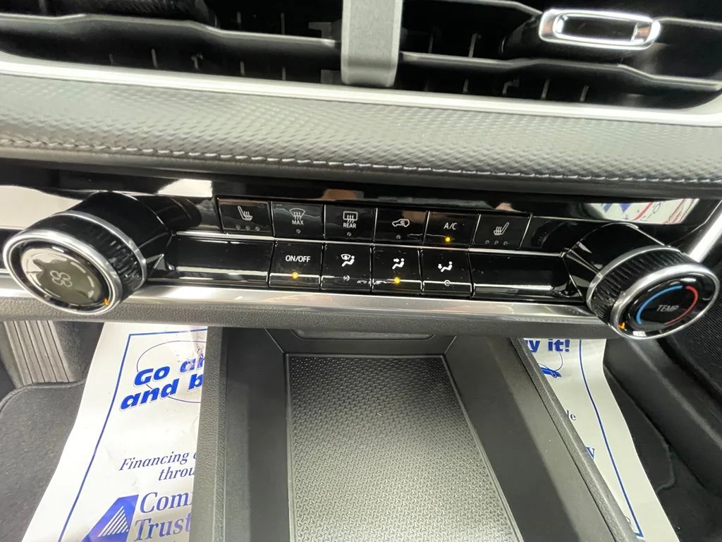 2027 Chevrolet Equinox LT - Photo 21