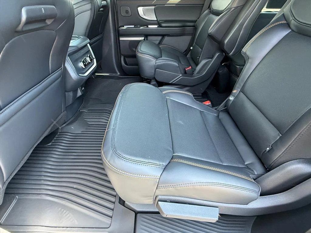 New 2027 Dark Matter Gray Metallic Ford Tremor® image 6