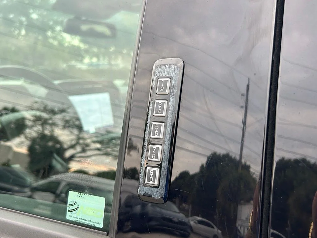 Used 2022 Gray Metallic Ford XLT image 16