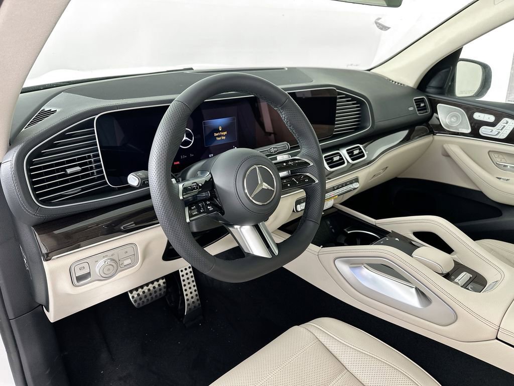 New 2026 Polar White Mercedes-Benz GLS 450 image 44