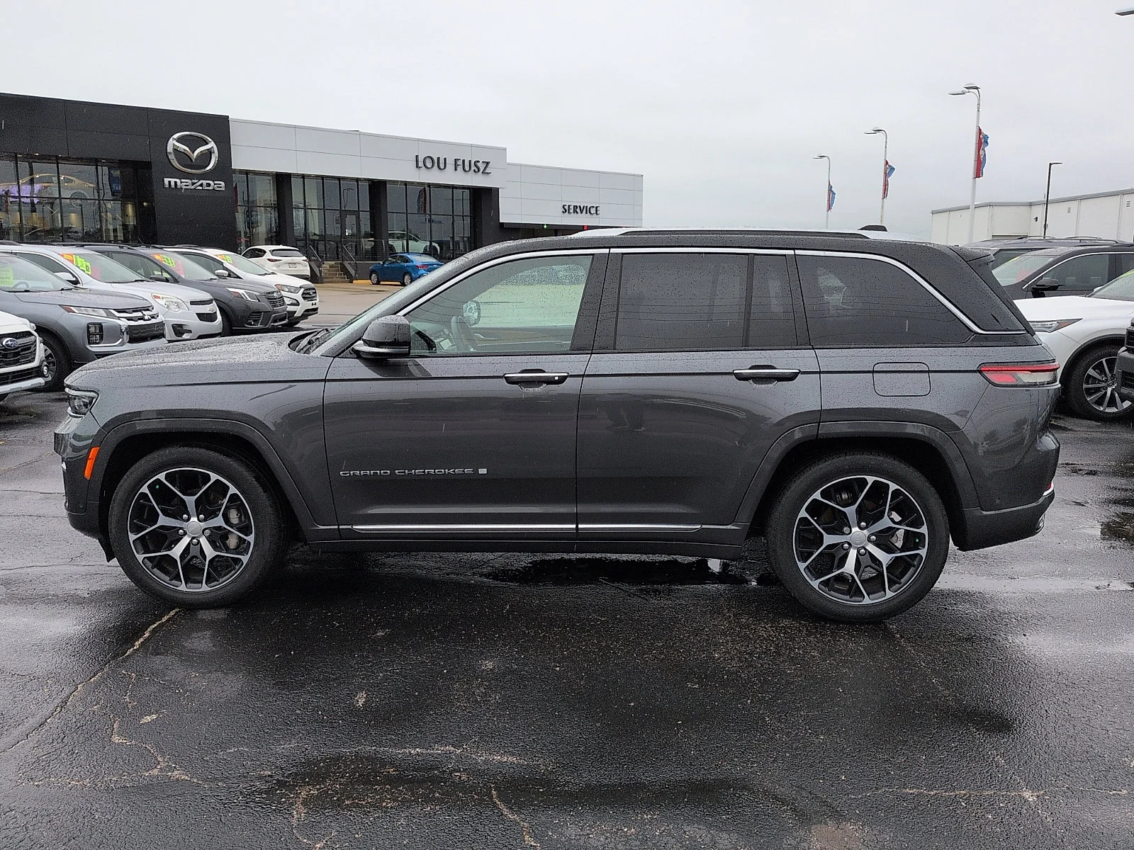 Used 2024 Baltic Gray Metallic Clearcoat Jeep Summit Reserve image 4