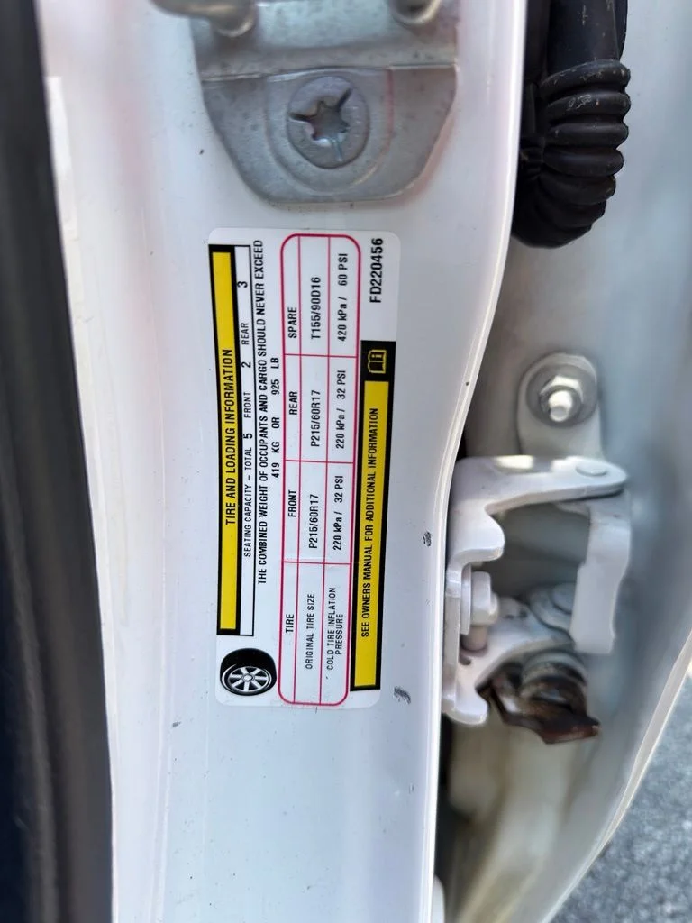 Used 2015 White Jeep Sport image 21