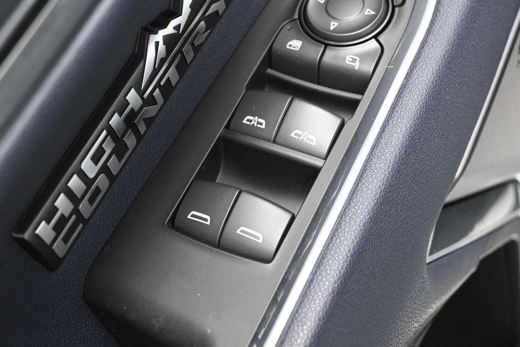 Used 2025 Gray Chevrolet High Country image 13