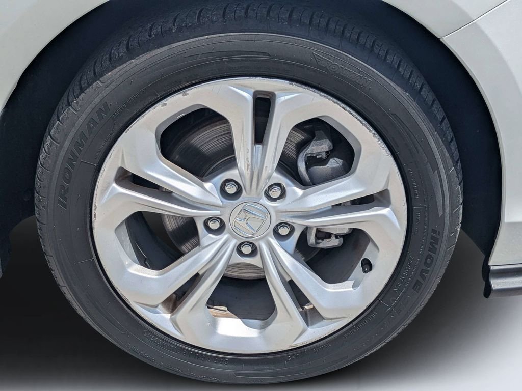Used 2024 White Honda LX image 11