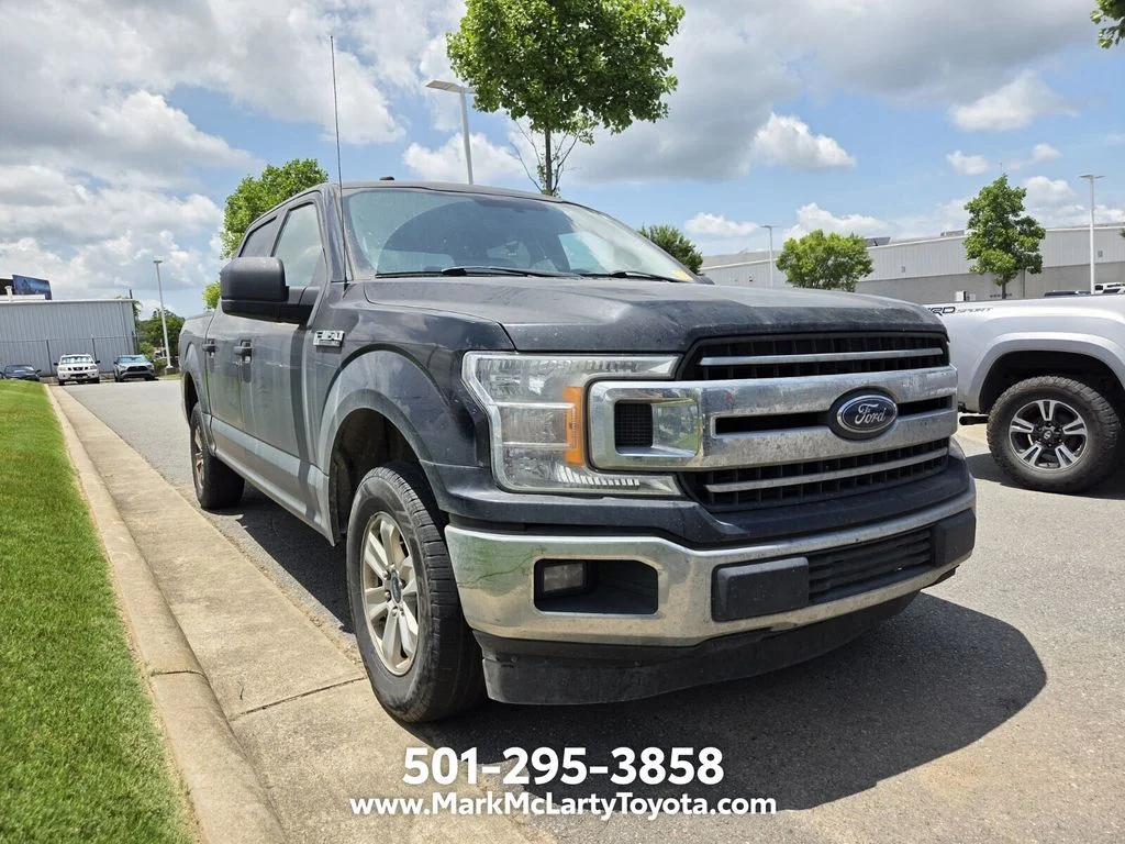 Used 2018 Black Ford XLT image 3
