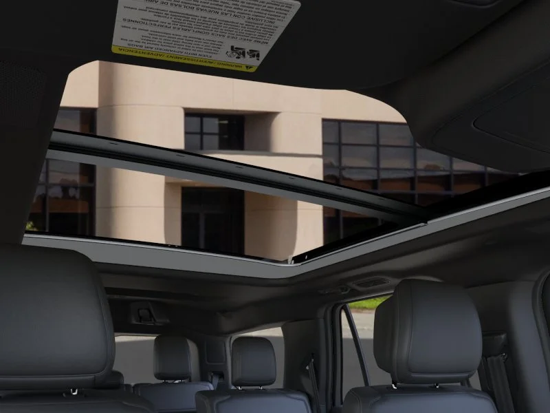 New 2026 Star White Metallic Tri-Coat Ford Platinum® image 52