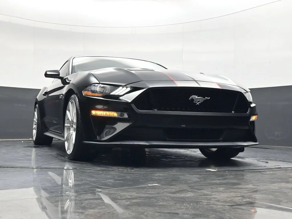 Used 2018 Black Ford GT image 25