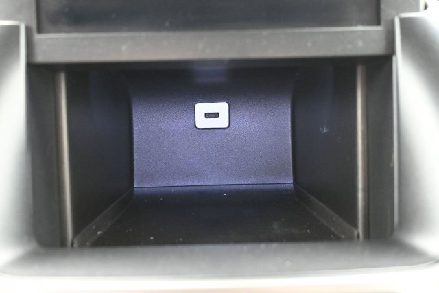Used 2019 Silver Chevrolet LT image 31