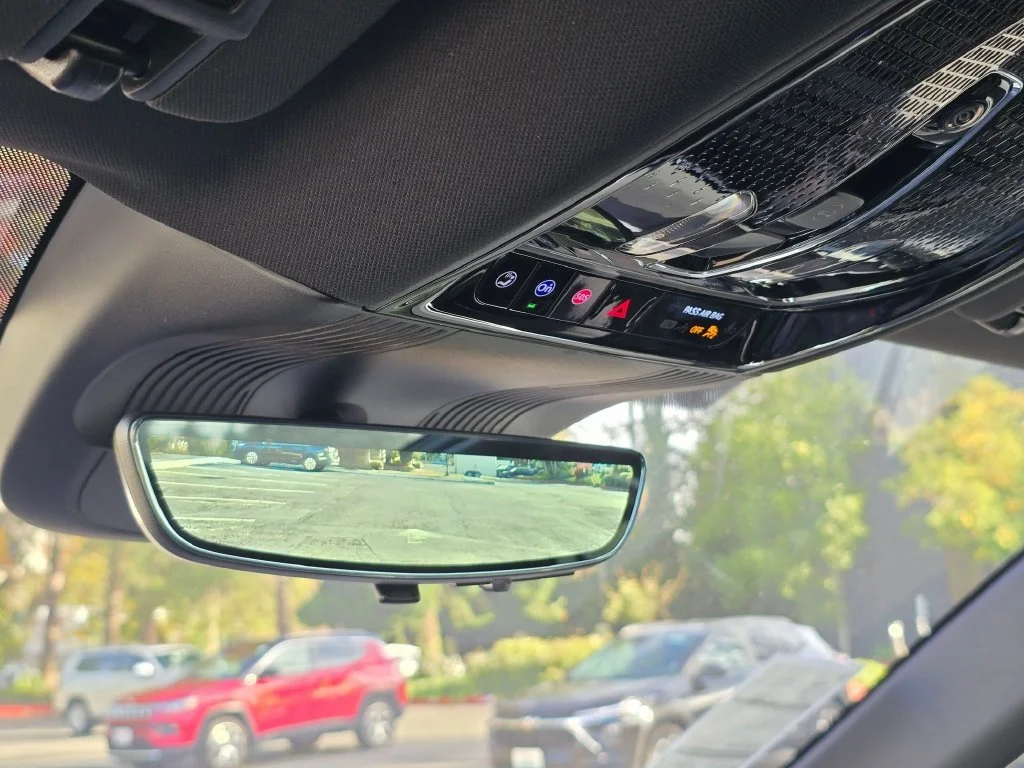 2027 Cadillac VISTIQ Sport - Photo 27