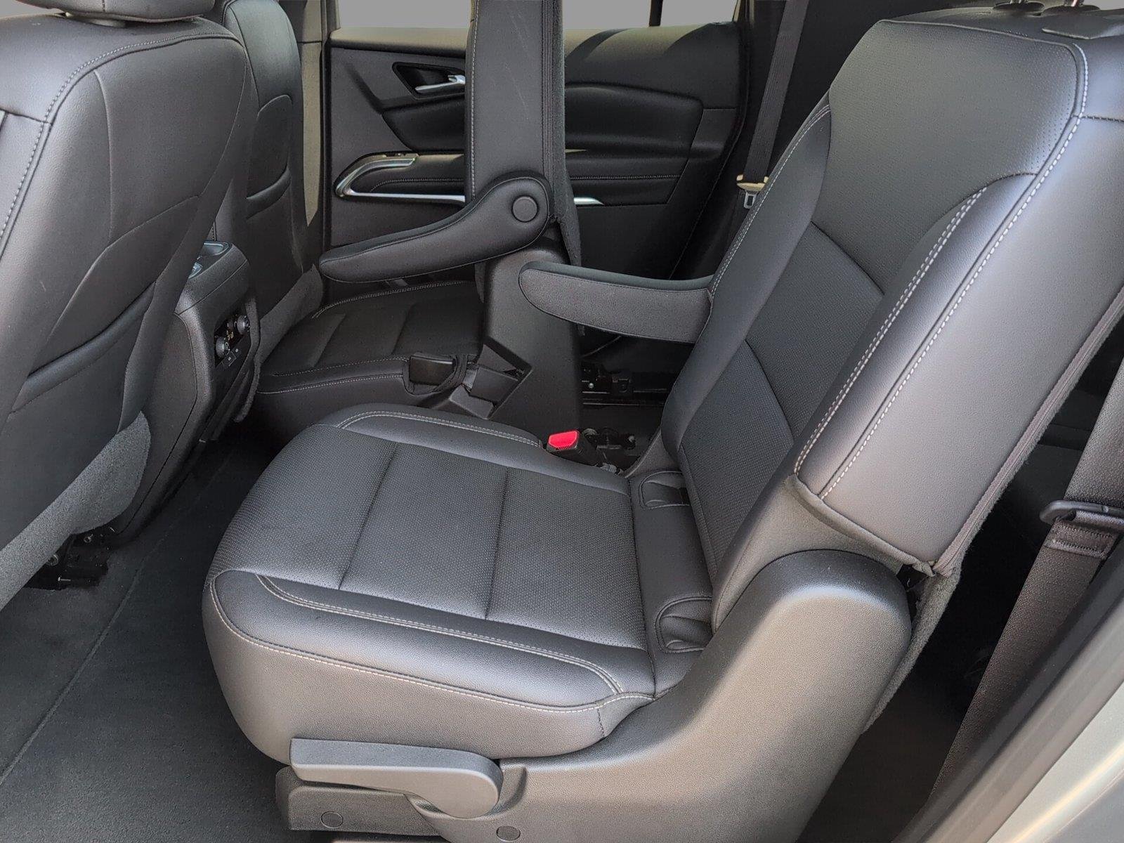 Used 2025 Sterling Gray Metallic Chevrolet LT image 33