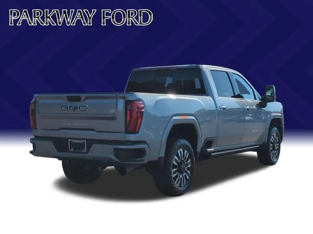 Used 2024 Silver GMC Denali Ultimate image 5