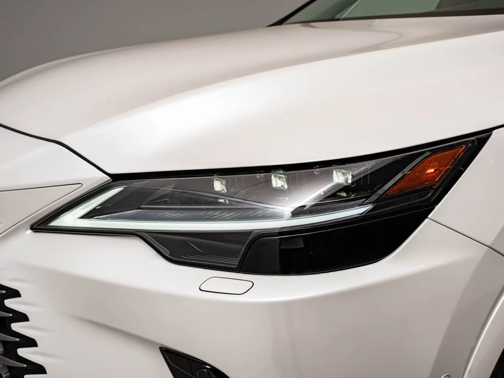 Certified Used 2026 Eminent White Pearl Lexus 350h Luxury image 15