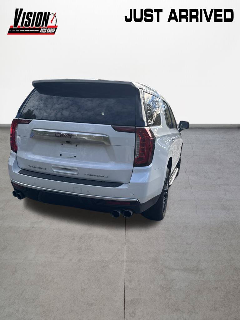 Used 2022 White GMC Denali image 9