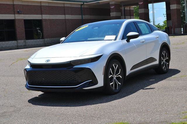 Certified Used 2023 White Toyota Limited image 7