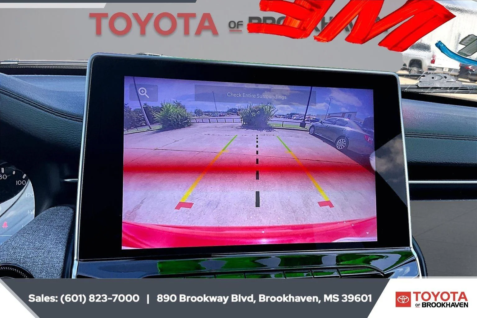 Used 2024 Red Hot Pearlcoat Jeep Latitude image 15