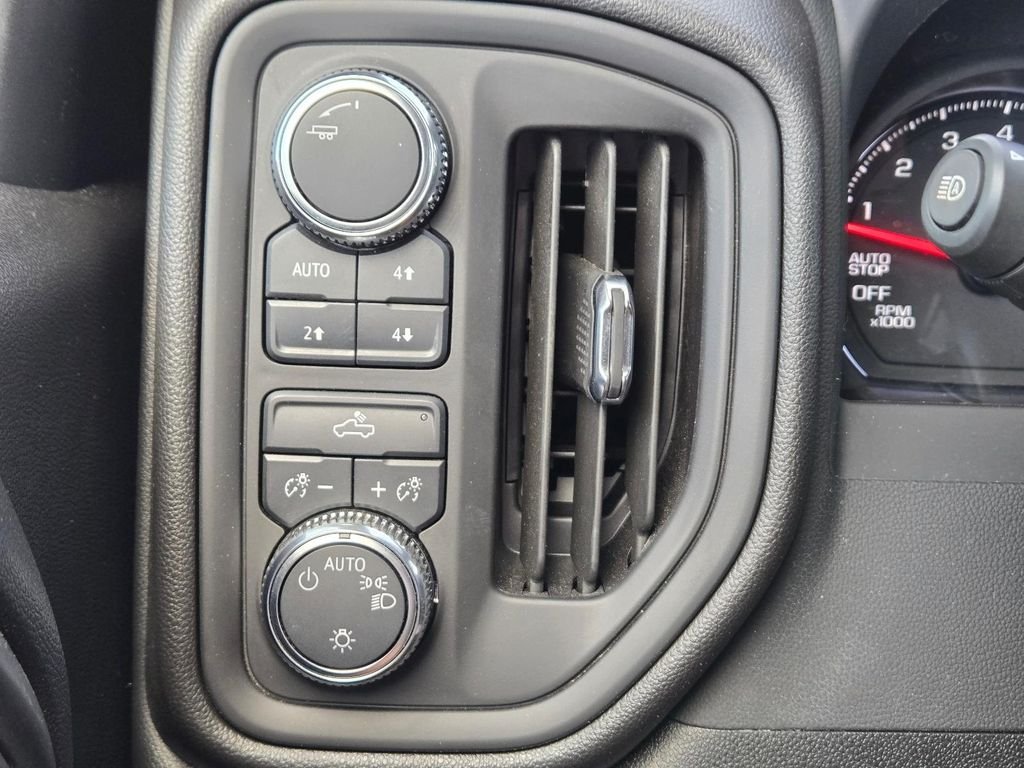 2025 GMC Sierra 1500 Pro - Photo 25