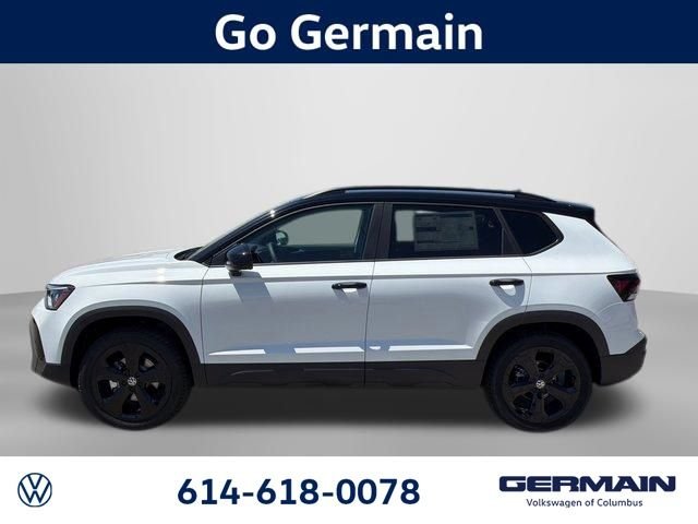 New 2026 Pure White w/Deep Blk Rf Volkswagen 1.5T SE Black image 9