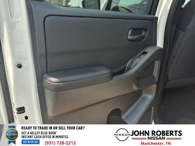 New 2026 Glacier White Nissan Crew Cab SV image 10
