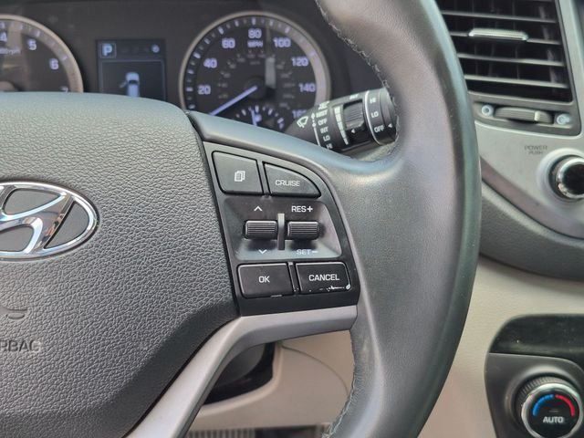 Used 2018 Molten Silver Hyundai Value image 21