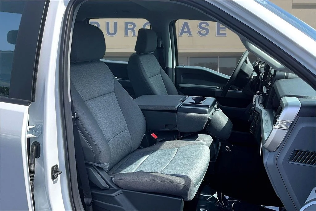New 2026 Oxford White Ford F-250® XL image 11