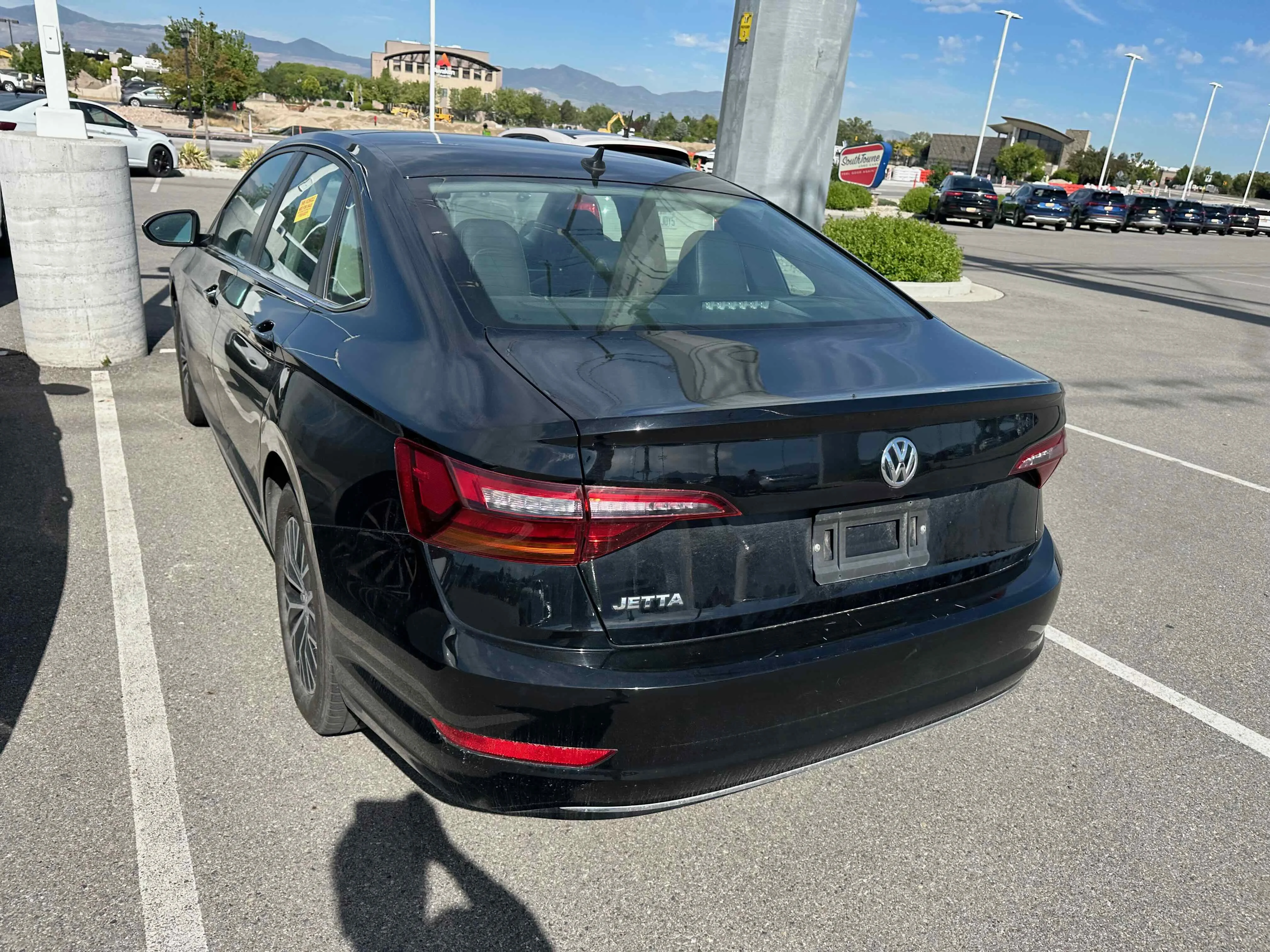 Used 2019 Black Volkswagen 1.4T SE image 6
