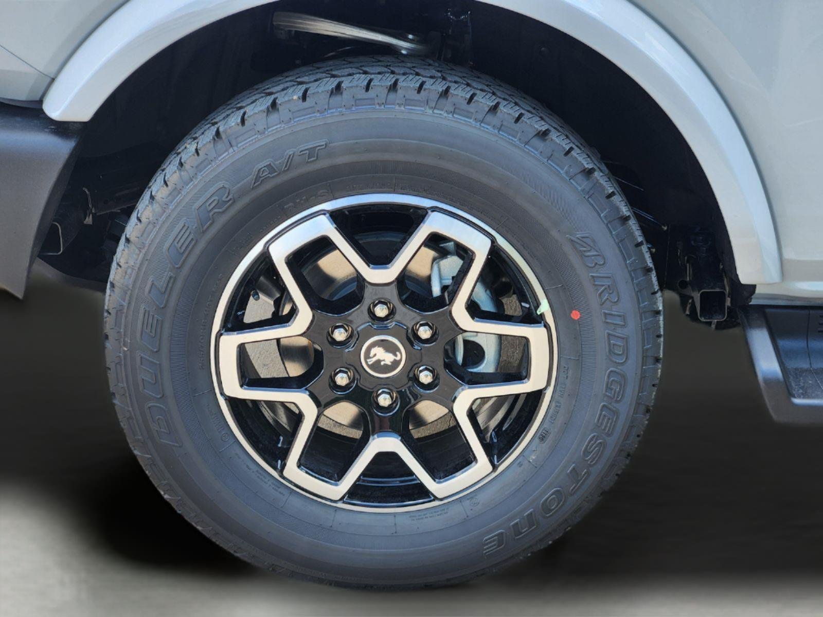 New 2026 Avalanche Gray Ford Outer Banks® image 7