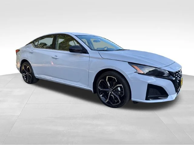 New 2026 Gray Sky Pearl Nissan SR image 1