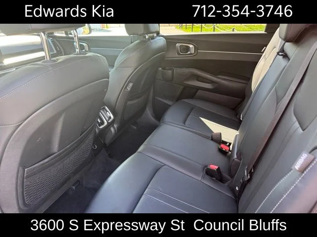 2025 Kia Sorento S - Photo 12