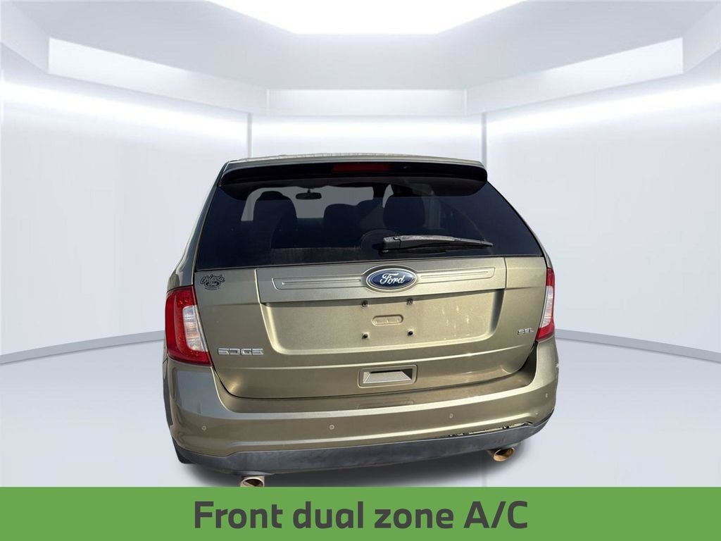 Used 2013  Ford SEL image 14