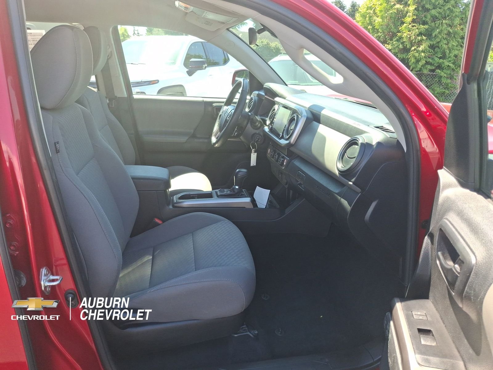 2023 Toyota Tacoma SR5 - Photo 23