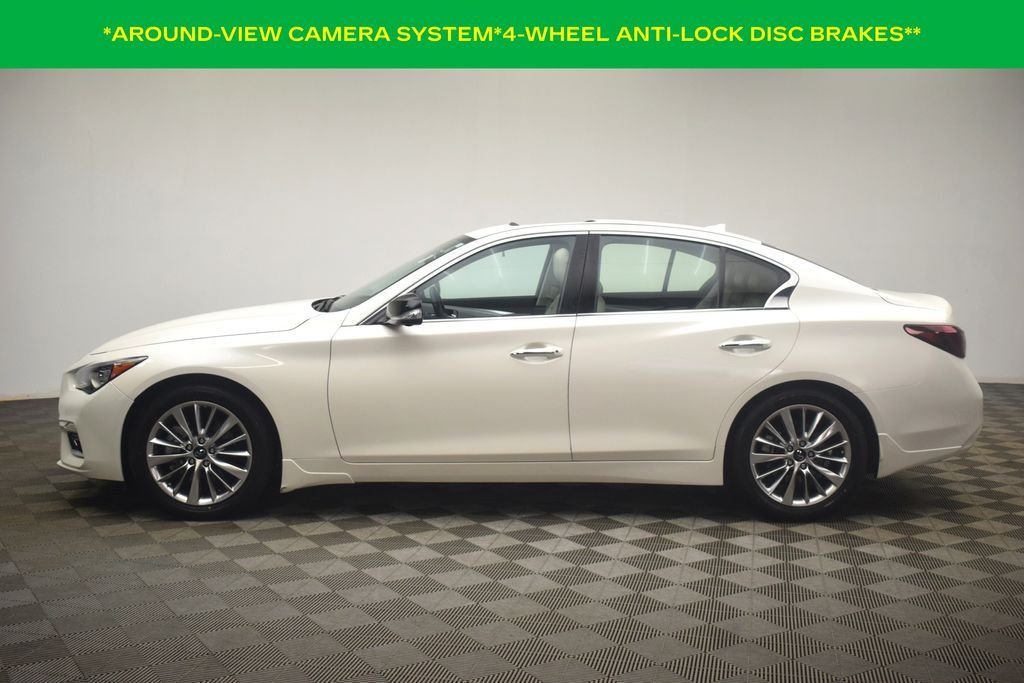 Used 2021 Majestic White INFINITI 3.0t LUXE image 8