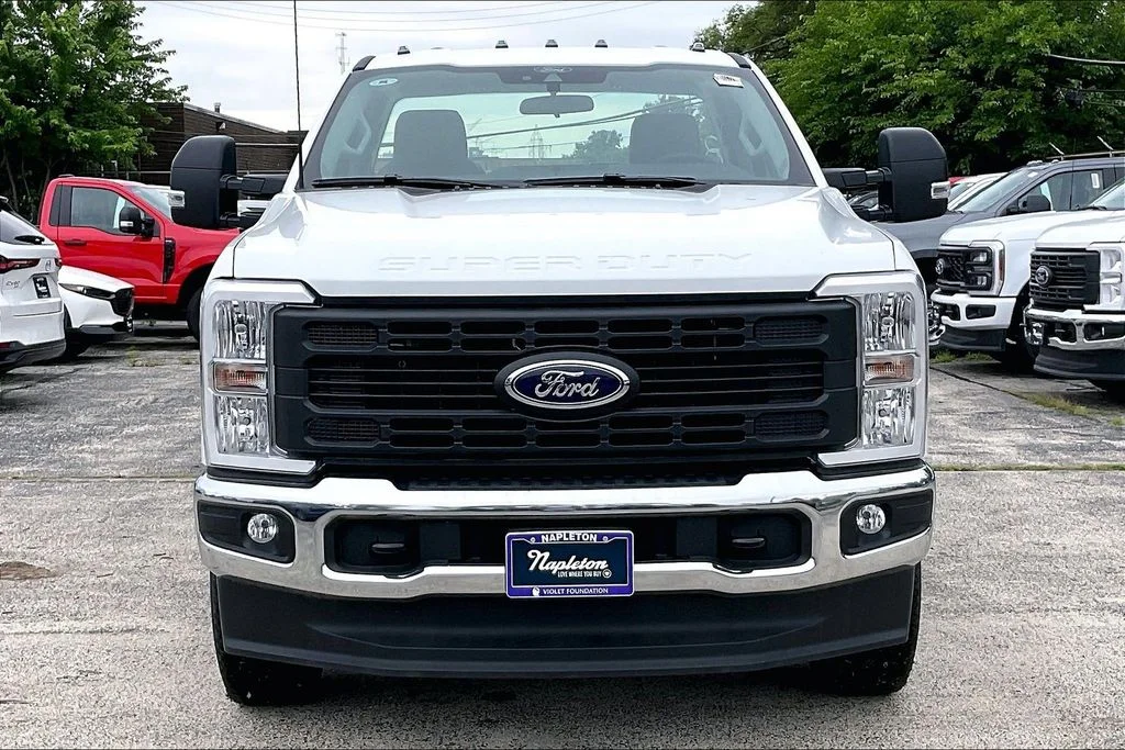 New 2026 Oxford White Ford F-250® XL image 2